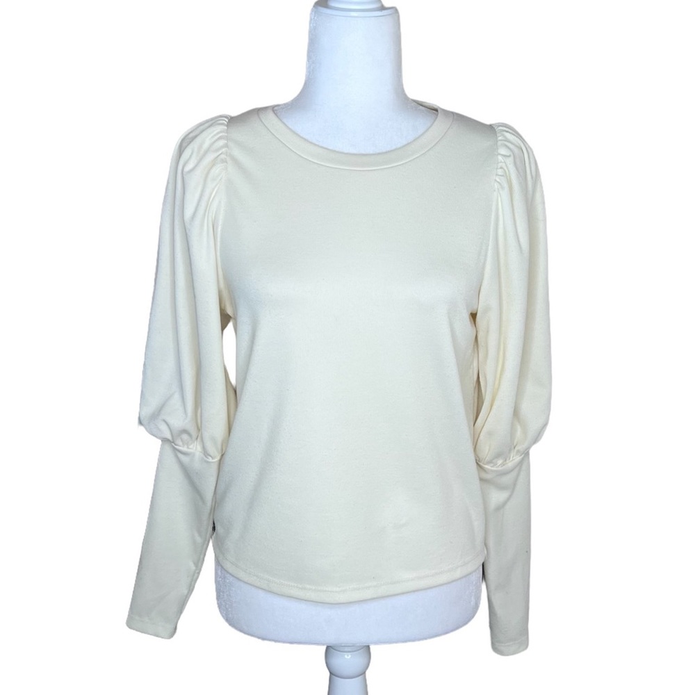 ✨SALE HYFVE Cream Balloon Sleeve Knit Top Size S